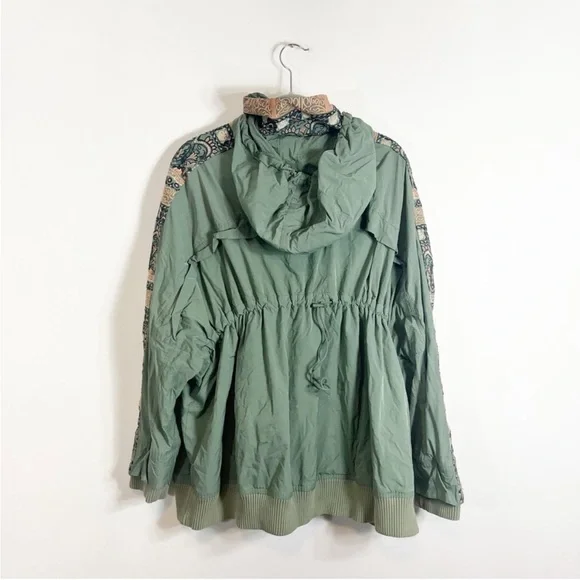 Free People Movement She Fly Jacket Size M Hooded Embroidered Green Oversized